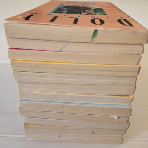 13x Dolly Fiction Books VINTAGE 1980'S Teen Paperback Books Bulk Lot Bundle - Picture 13 of 14